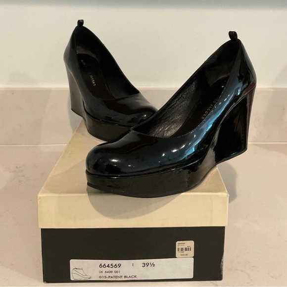 Marc by Marc Jacobs Patent Leather Platform Wedge. So cute and comfy! Size 9.5 - Picture 2 of 3